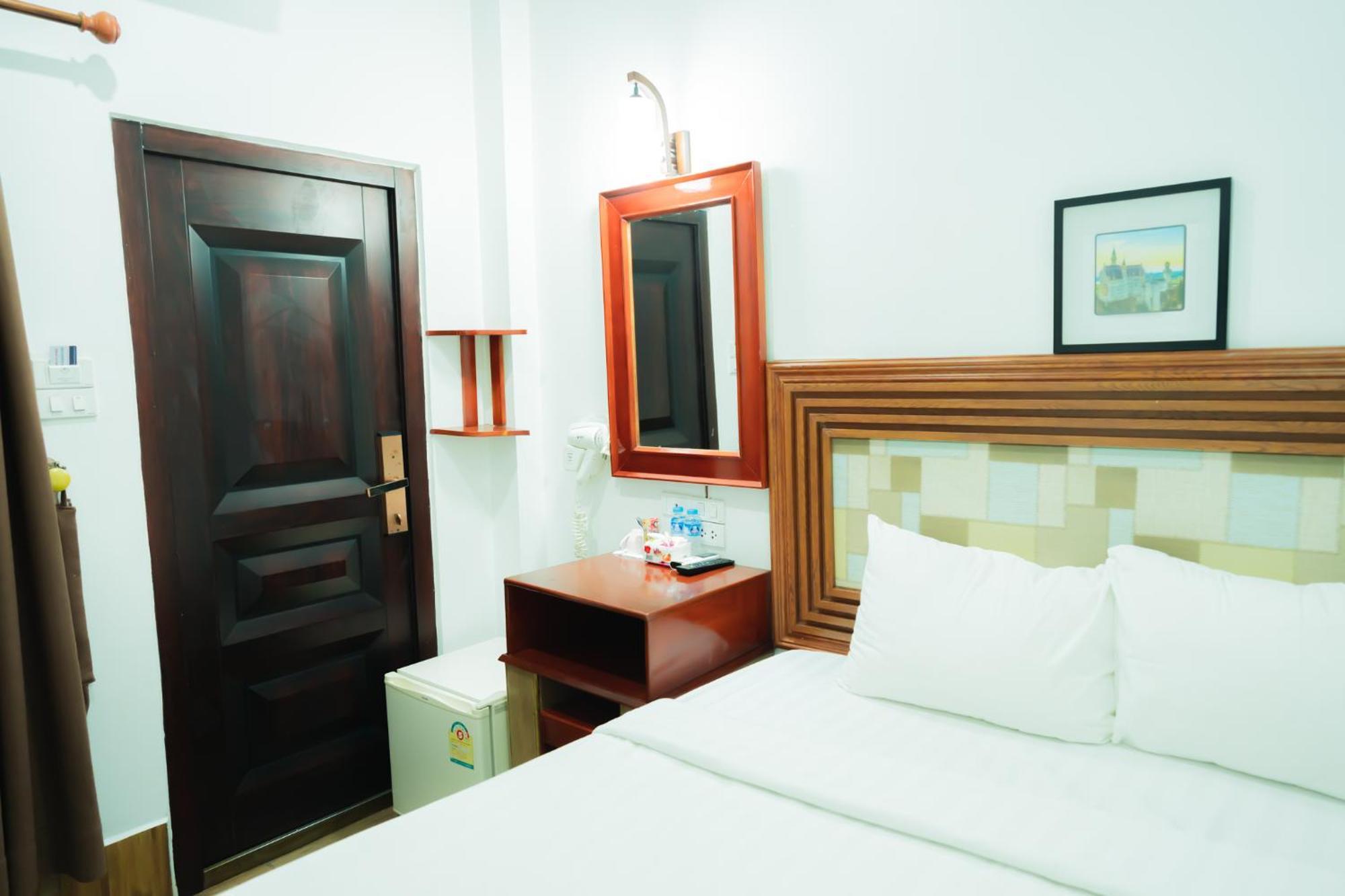 Vientiane Ruby Riverside Hotel Exterior foto